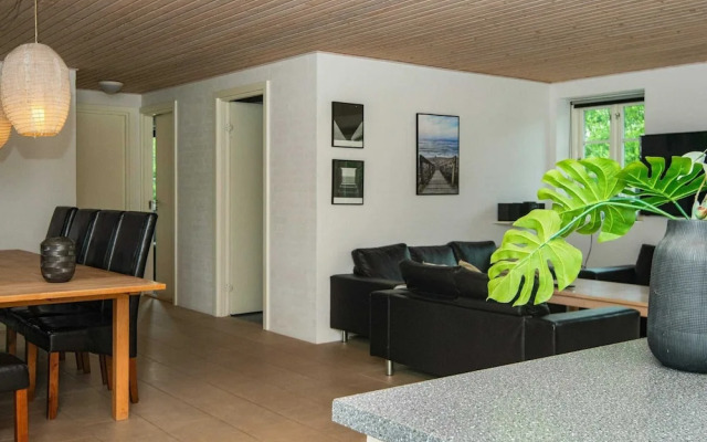 12 Person Holiday Home in Ulfborg