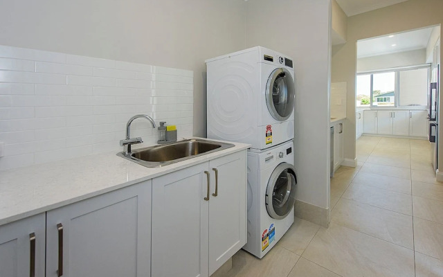 A Waterside Paradise