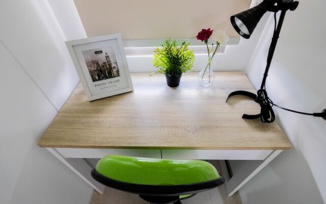 City View Studio at Springwood Residence