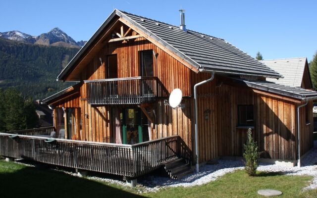 Cozy Chalet in Hohentauern Near Ski Lift