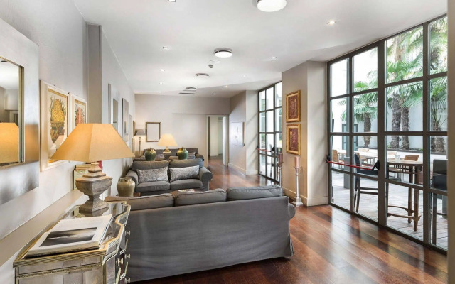 Town House 12
