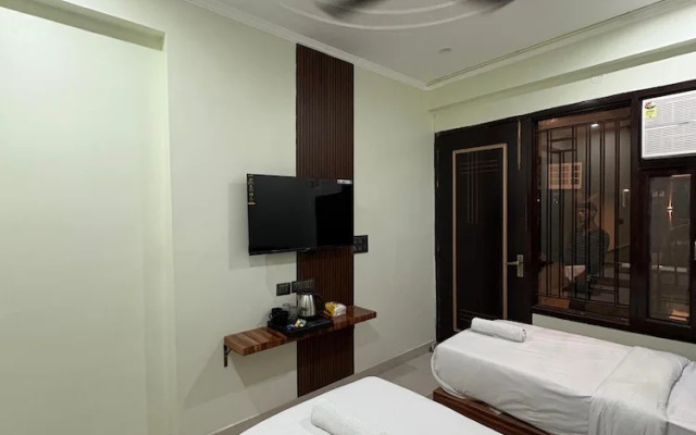 Radiant Blu Hotels Sector 70