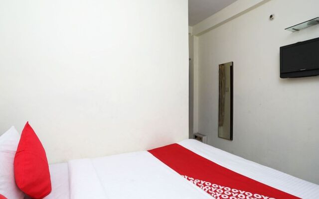 Oyo 13906 Vinita Inn