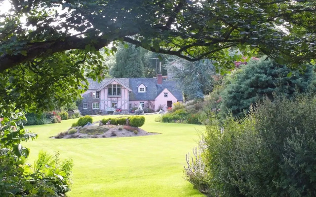 The Gatehouse at Cwmweeg