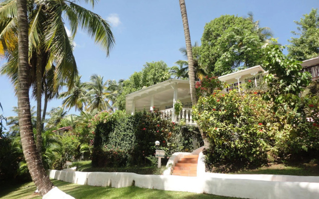 Marigot Beach Club and Dive Resort