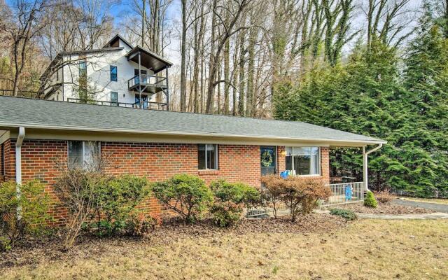 Arden Bungalow w/ Fire Pit: Near Lake Julian Park