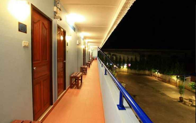 Chao Ruea Resort Sattahip