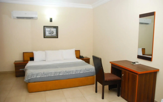 Lucky Sunshine Hotel