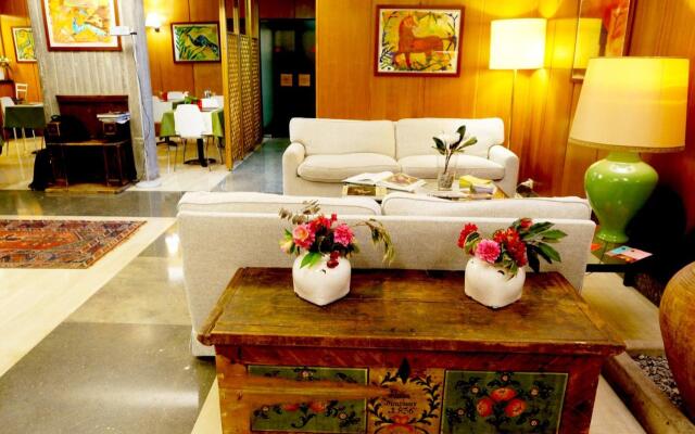 Marbela Apartments & Suites