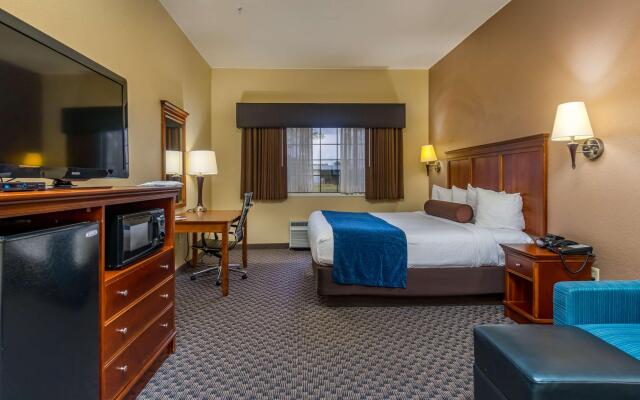 Best Western Plus Shamrock Inn & Suites