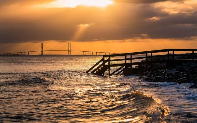 Ocean Walk by Hodnett Cooper