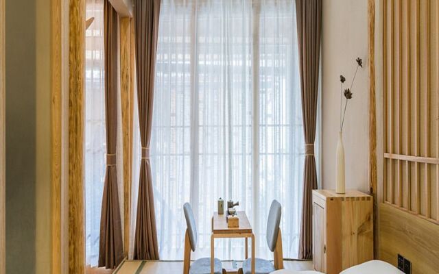 Wuhuayisu Wenjing Hotel