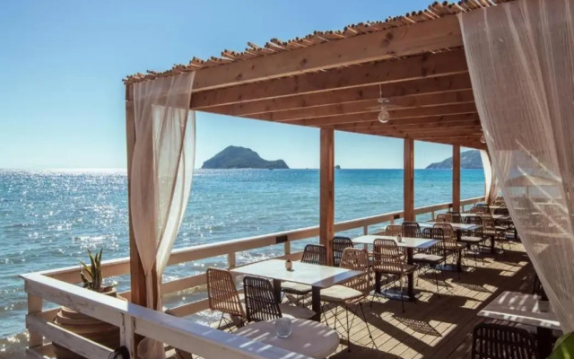 Porto Koukla Beach Hotel