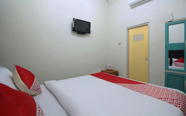 OYO 2593 Mawar Homestay