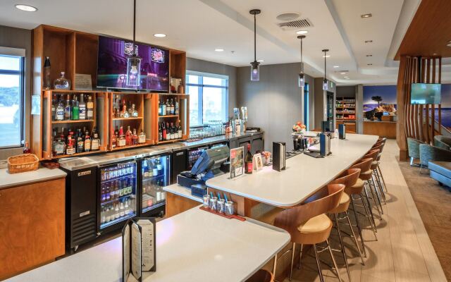 SpringHill Suites by Marriott The Dunes On Monterey Bay