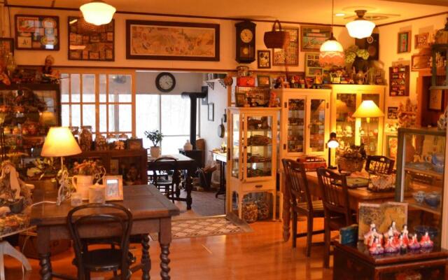 Pension & Cafe Cruise