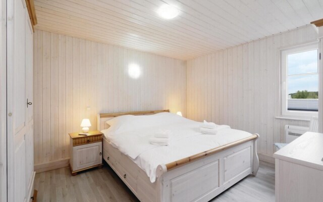 Stunning Home in Zerpenschleuse With 2 Bedrooms and Wifi