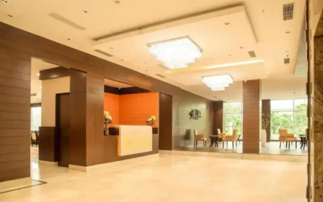 Lemon Tree Hotel, Noida