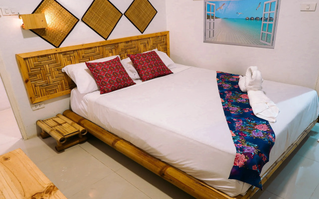 Baan URT Suratthani Airport Hotel