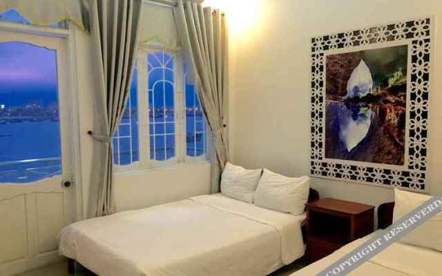 Tu Quy Hotel