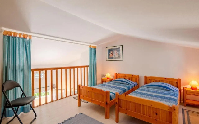 Holiday House Le Petit Village