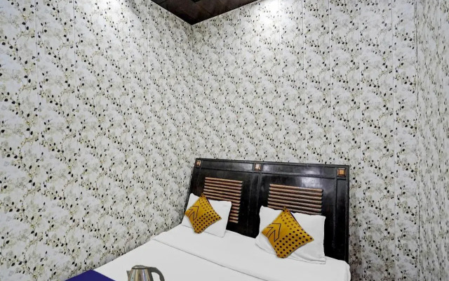 Pop 701049 Hotel Blue Diamond