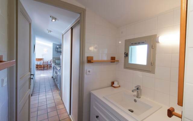 Premium Apartment in Saint-clair With Terrace