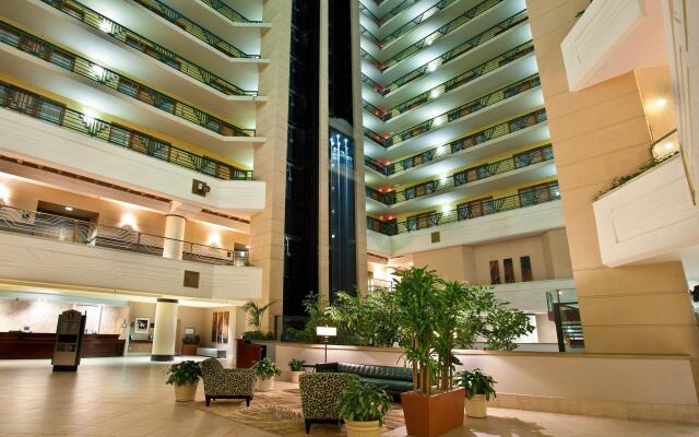 Embassy Suites by Hilton Indianapolis Downtown