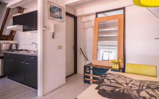 Apartment Step by Step