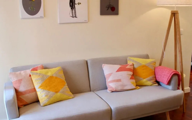 Apartment Balcony and River View in Alfama