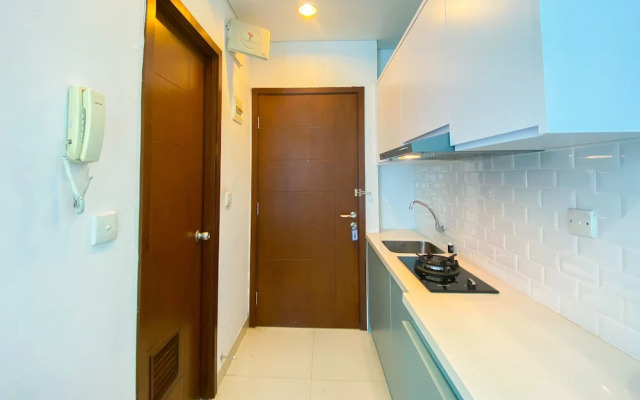 Nice And Strategic Studio Apartment At Capitol Park Residence