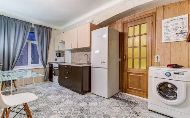 СуткиСпб на улице Бронницкая 14