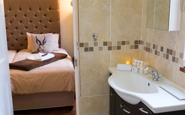 5 Camp Street Guesthouse & Self-catering