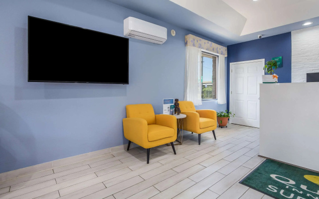 Quality Inn & Suites Suffolk West