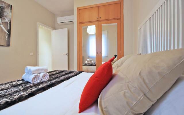 Del Parque Flats - Refino