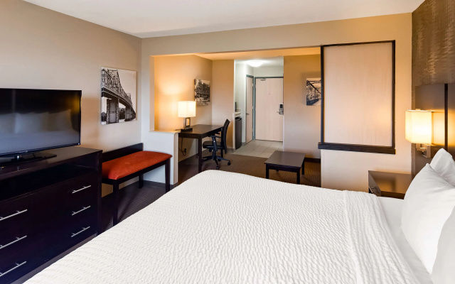 Best Western Muscatine / Pearl City Hotel