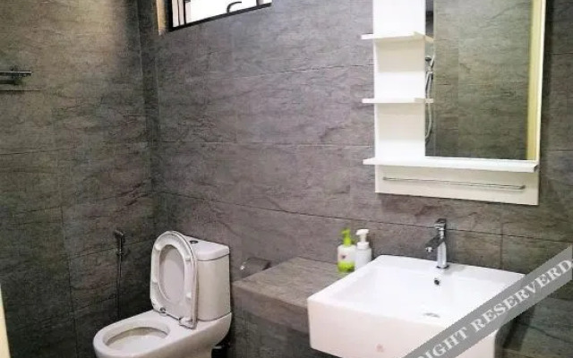 Mevin Home At Woodsbury Suites