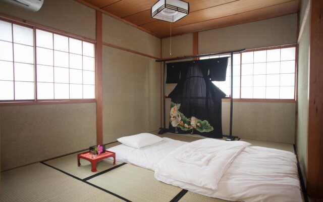 Geiko Tabi-NE
