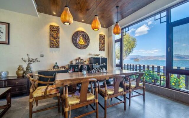 Lanshe Lake View Inn