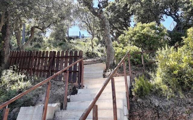 Villa Bormes-les-Mimosas, 4 pièces, 8 personnes - FR-1-610-66