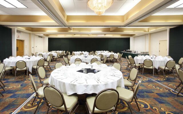 Holiday Inn Great Falls- Convention Center by IHG