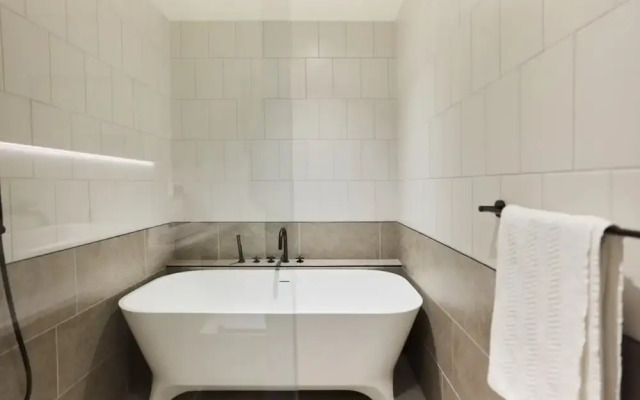 The Notting Hill Gate Wonder - Modern 2bdr Flat