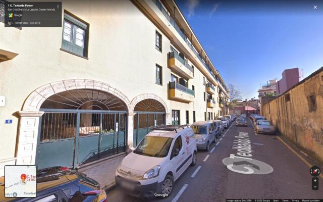 Beautiful 3 Bd. Apartment in La Laguna City Centre