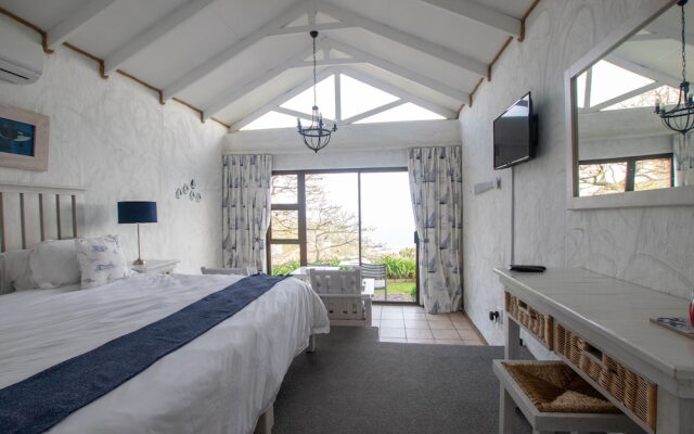 Dutton's Cove Guesthouse