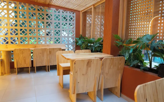 Leviu by Bernalo Hotels