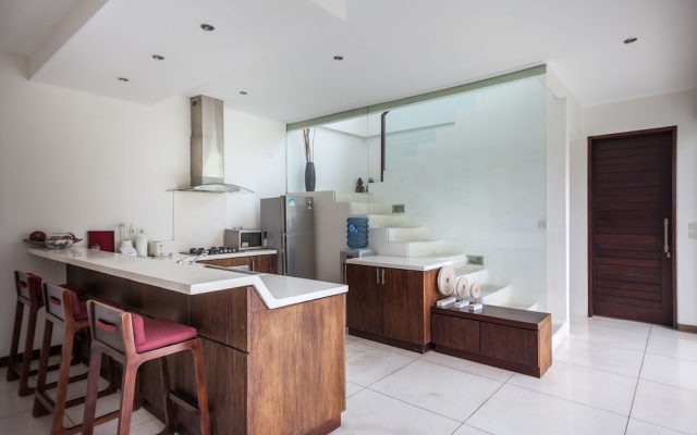 K Villas by Premier Hospitality Asia – Guest Rooms – Kerobokan Kelod