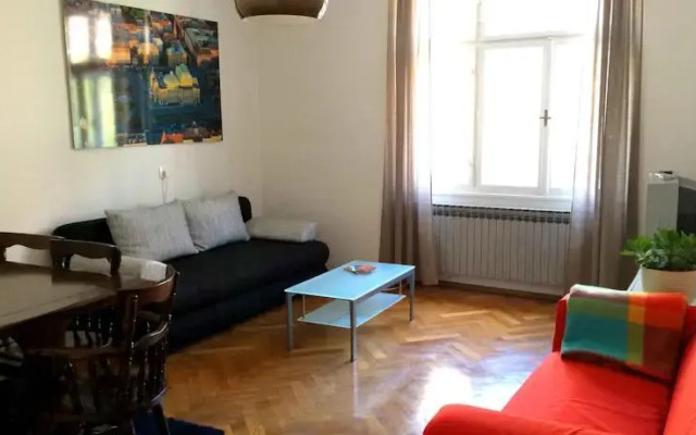 Apartmeant To Be