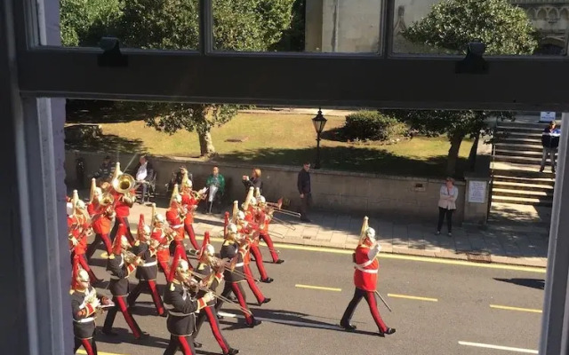 Hampden Apartments - The George