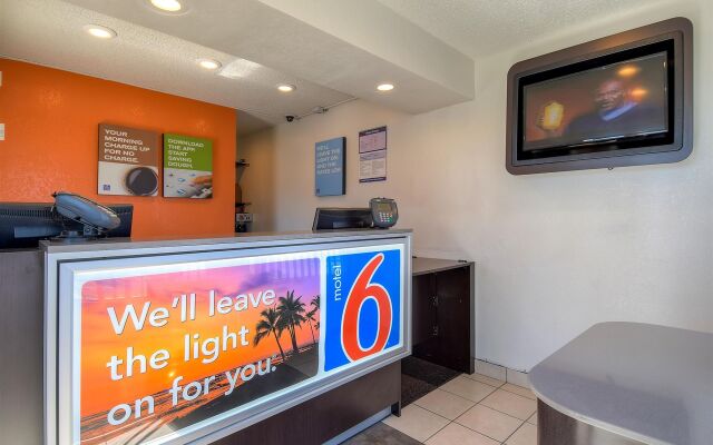 Motel 6 Los Angeles - Long Beach