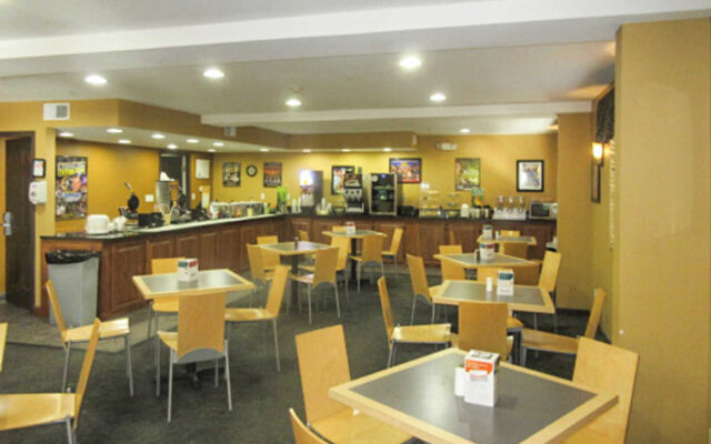 Quality Inn Branson - Hwy 76 Central